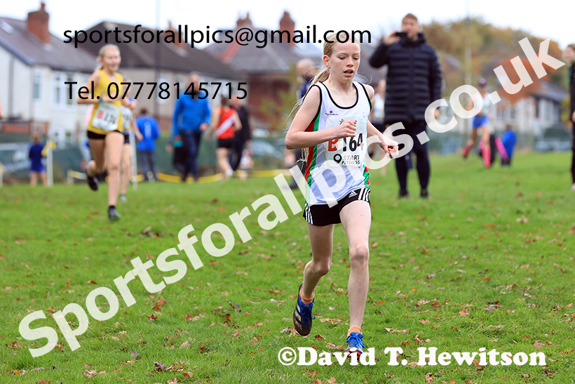 Girls under-13s, 2024 Northern Cross Country Relays, Graves Park, Sheffield.   Photo: David T. Hewitson/Sports for All Pics
